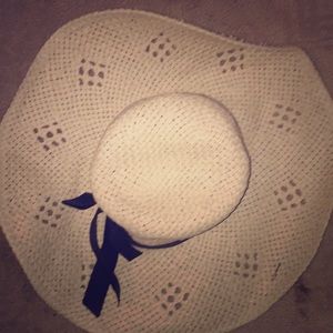 A beach hat